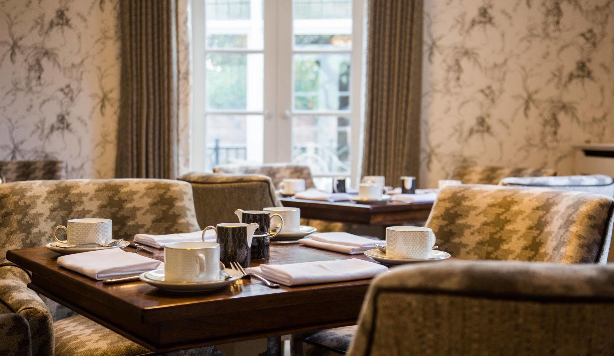 Arden House - Eden Hotel Collection Stratford-upon-Avon Extérieur photo